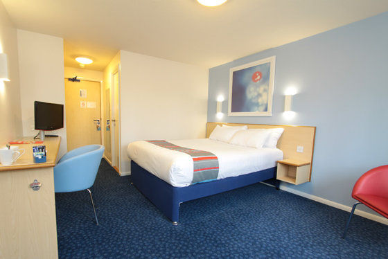 Travelodge London Romford Habitación foto